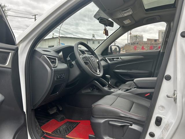 Changan BenBen 2016 #5 Changan BenBen 2016 car image #5