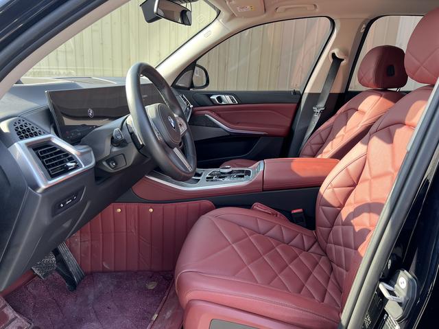 BMW X5 2024 صورة سيارة #5