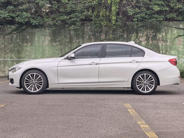 BMW iX M60 2019 immagine di auto #5