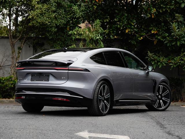 蔚来 蔚来ET9 2025 汽车图片 #5