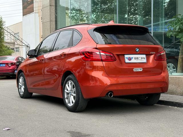 BMW 2 Series Tourer 2017 صورة سيارة #5