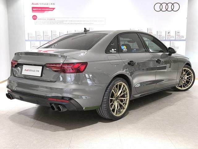 Audi S4 2023 صورة سيارة #5