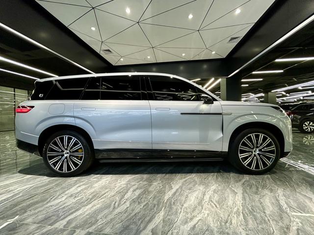 Denza N9 2025 car image #5