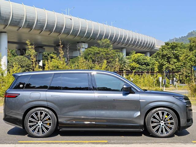 Denza N9 2025 #5 Denza N9 2025 car image #5