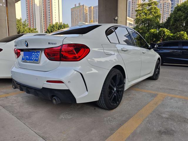 BMW 1 Series M 2022 immagine di auto #5