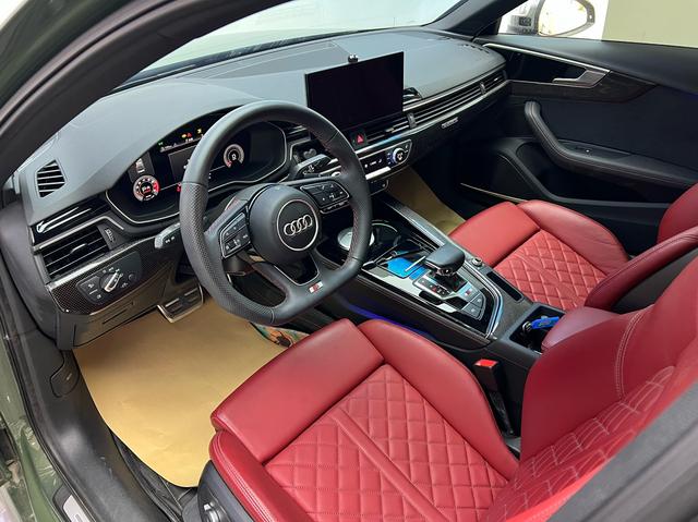 Audi S4 2023 car image #5