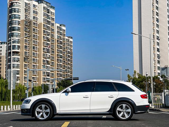 Audi A4 (Imported) 2016 car image #5