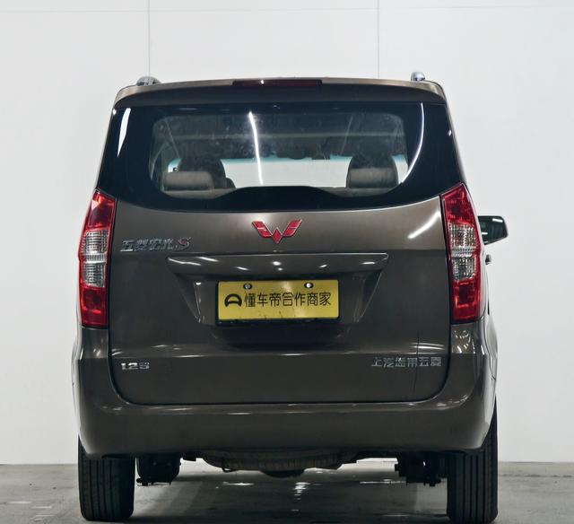 五菱汽车 五菱宏光 2015 #5 五菱汽车 五菱宏光 2015 汽车图片 #5