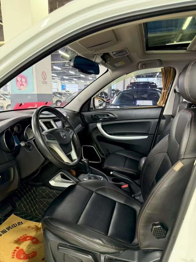 Changan CS35 2016 #5 Changan CS35 2016 car image #5