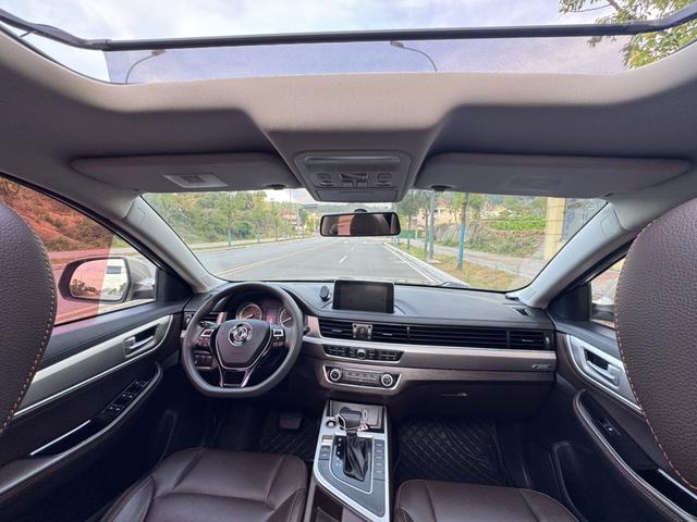 Forthing JOYEAR X5 2017 صورة سيارة #5