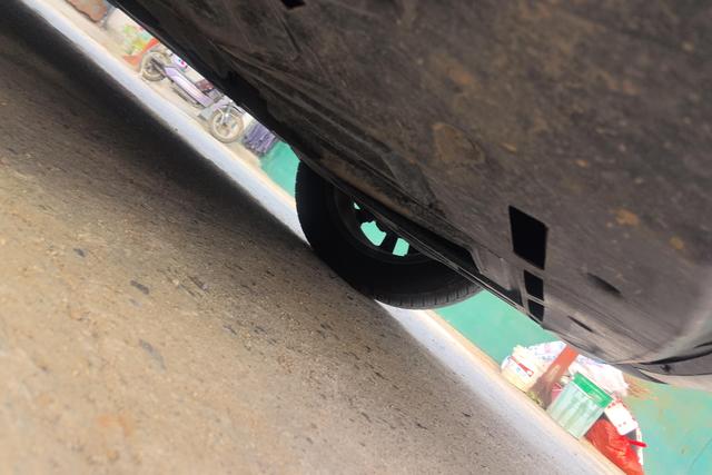 Forthing JOYEAR X5 2015 #5 Forthing JOYEAR X5 2015 car image #5