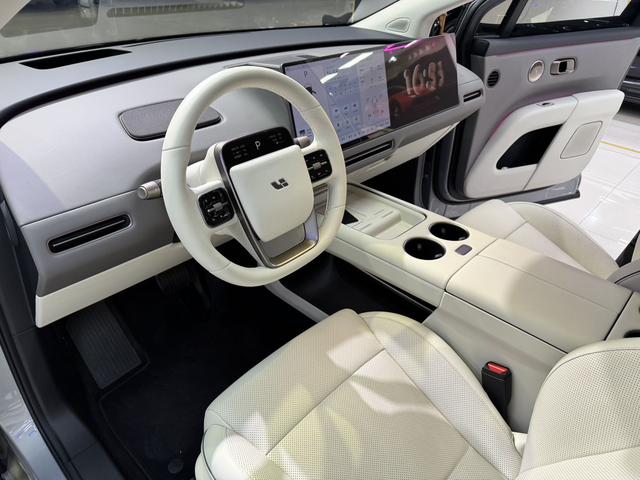 Li i8 2025 изображение автомобиля #5