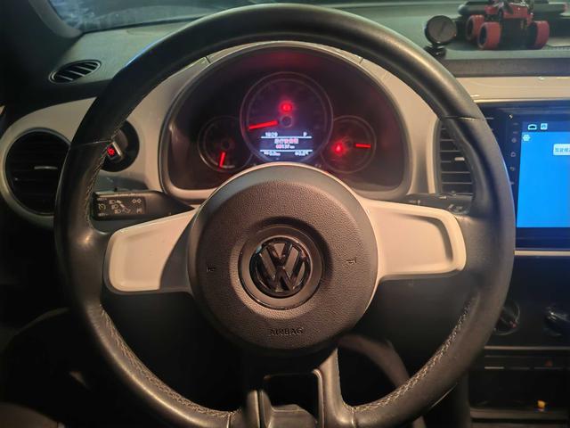 Volkswagen Beetle 2016 car image #5