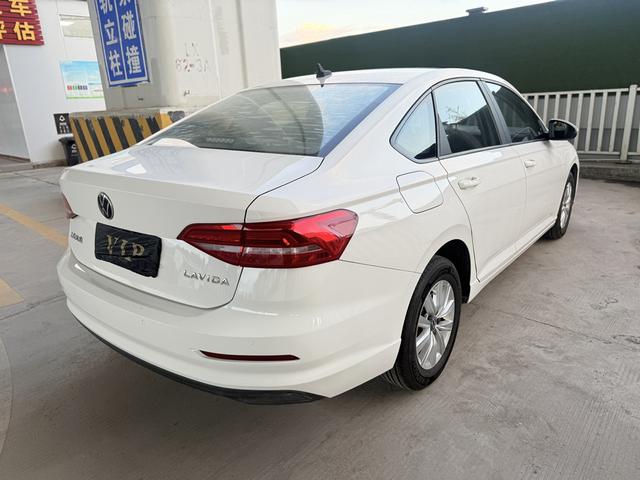 Volkswagen Lavida 2020 car image #5
