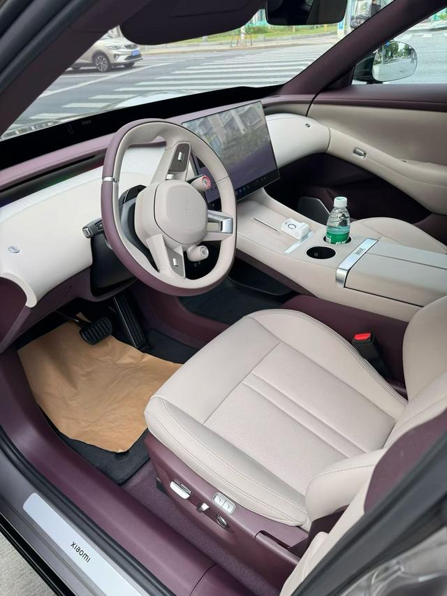MI YU7 2025 #5 MI YU7 2025 car image #5