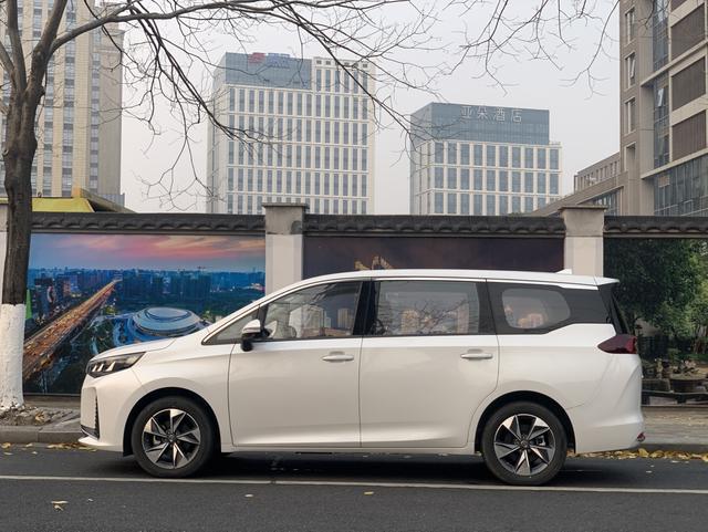 GAC Trumpchi 2023 car image #5