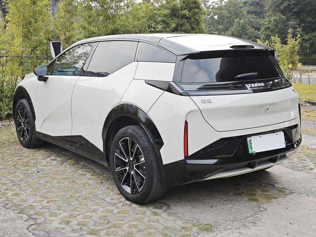 Zeekr X 2023 car image #5