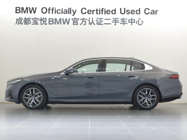BMW i5 2024 car image #5