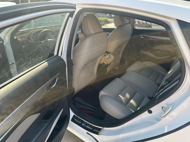 GEELY Binray 2019 car image #5