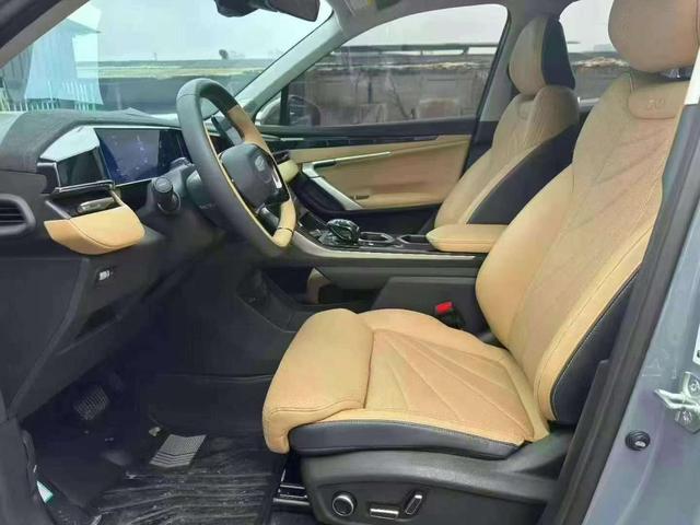 GEELY Boyue L 2023 car image #5