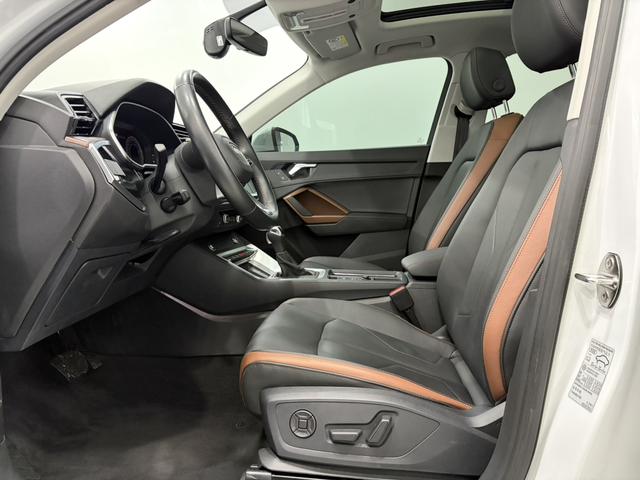 Audi Q3 2022 car image #5