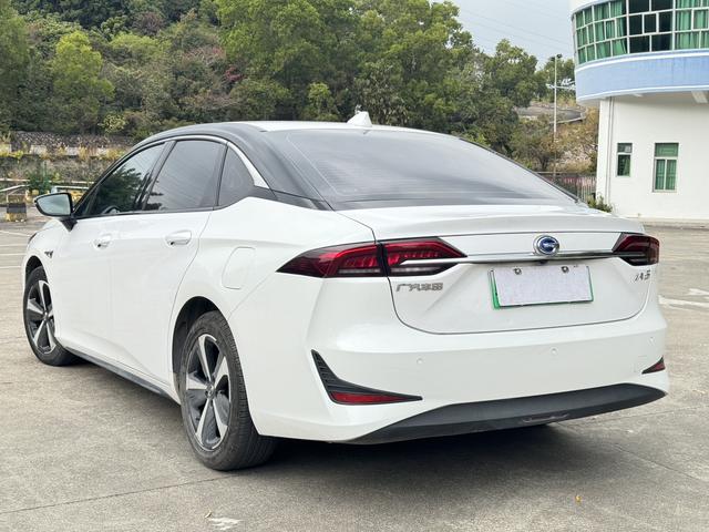 GAC iA5 2022 car image #5