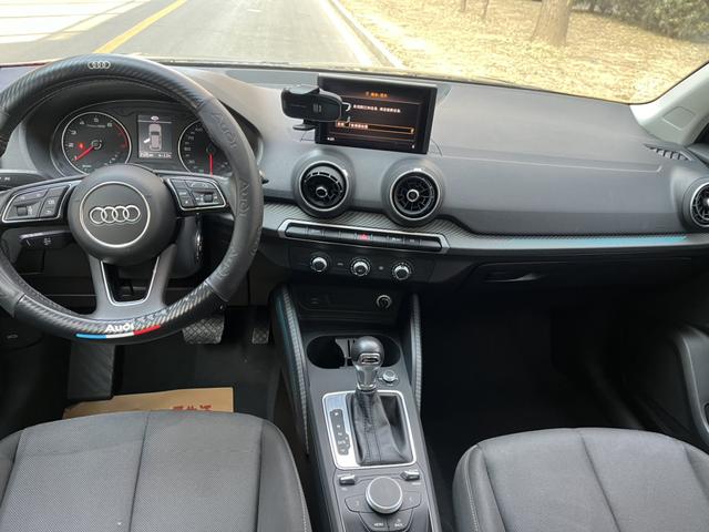 Audi Q2L 2019 #5 Audi Q2L 2019 изображение автомобиля #5