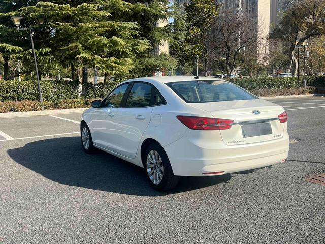 Ford Escort 2016 #5 Ford Escort 2016 car image #5