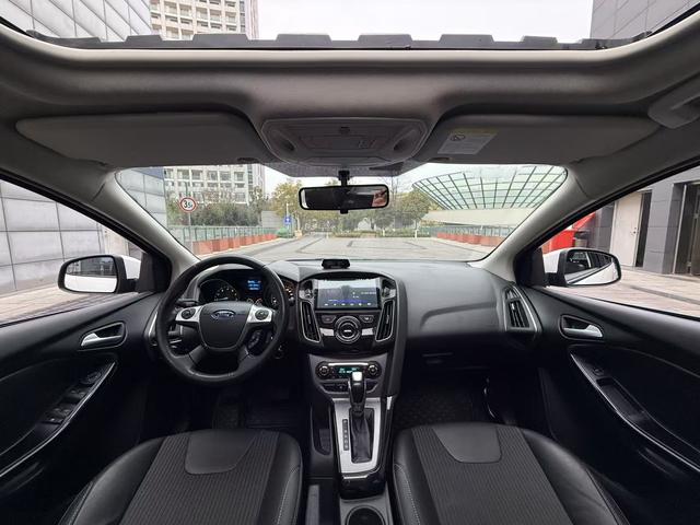 Ford Focus 2014 #5 Ford Focus 2014 car image #5