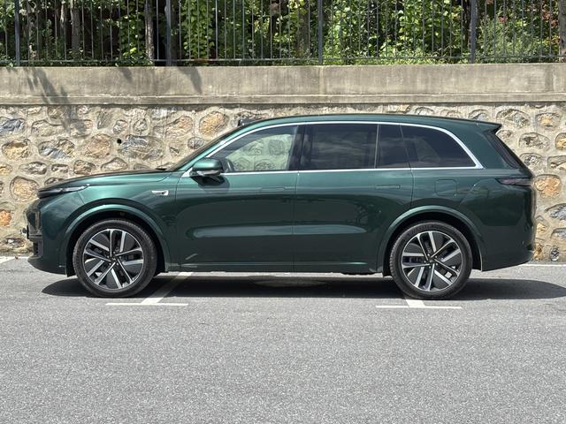 Li L8 2022 изображение автомобиля #5