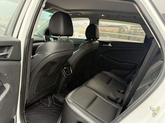 Hyundai Tucson 2020 car image #5