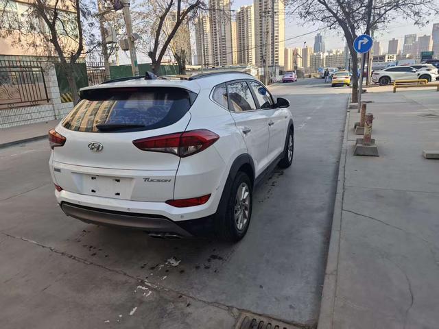 现代 途胜 2017 汽车图片 #5