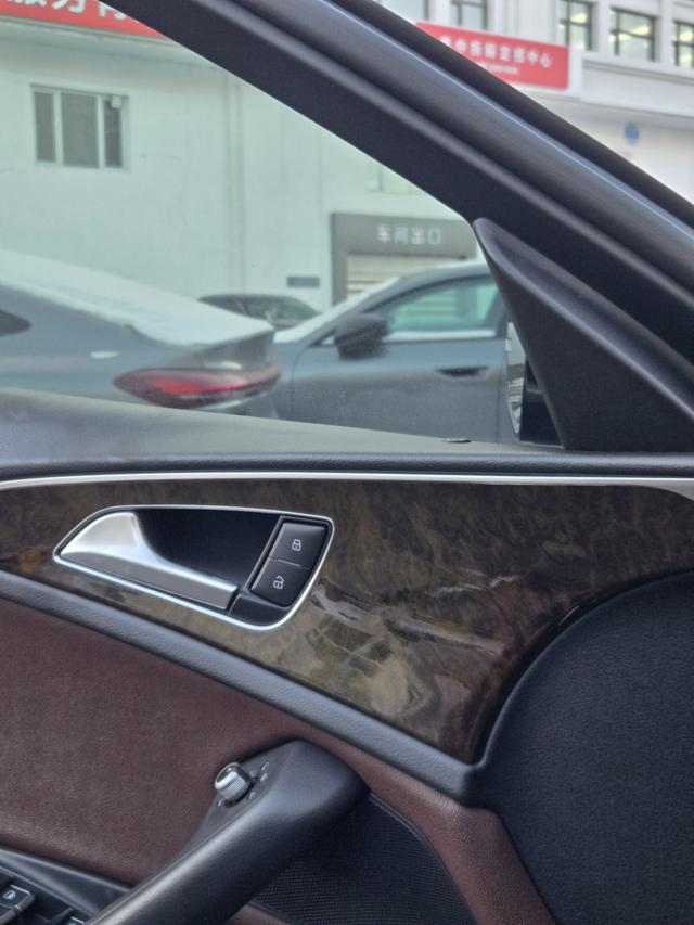 Audi A6L 2015 car image #5