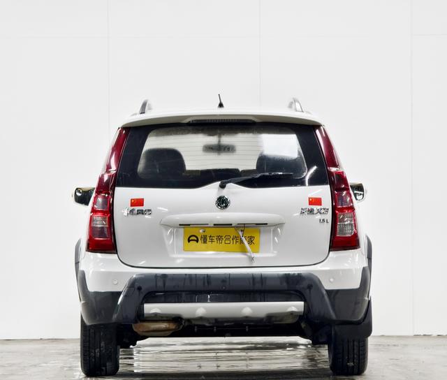 Forthing JOYEAR X3 2015 imagen de coche #5