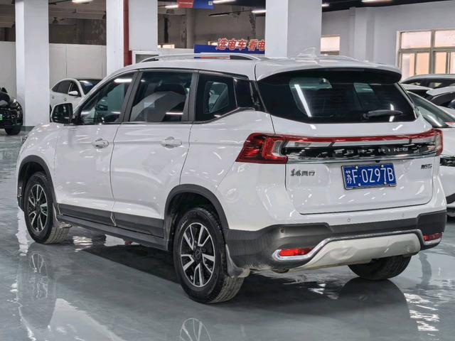 Forthing T5 EVO 2022 #5 Forthing T5 EVO 2022 car image #5