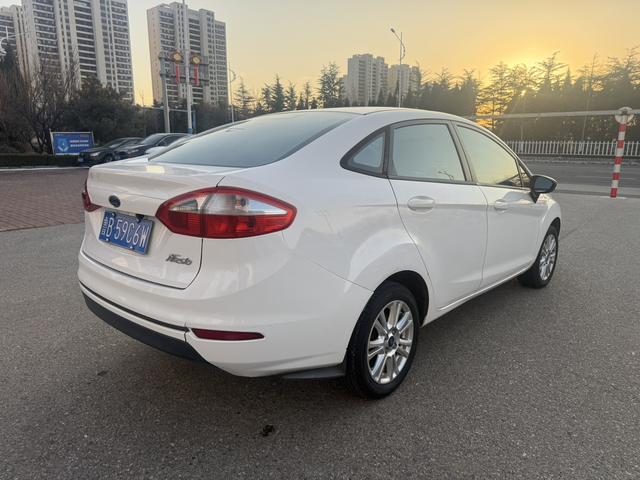 Ford Fiesta 2014 #5 Ford Fiesta 2014 immagine di auto #5