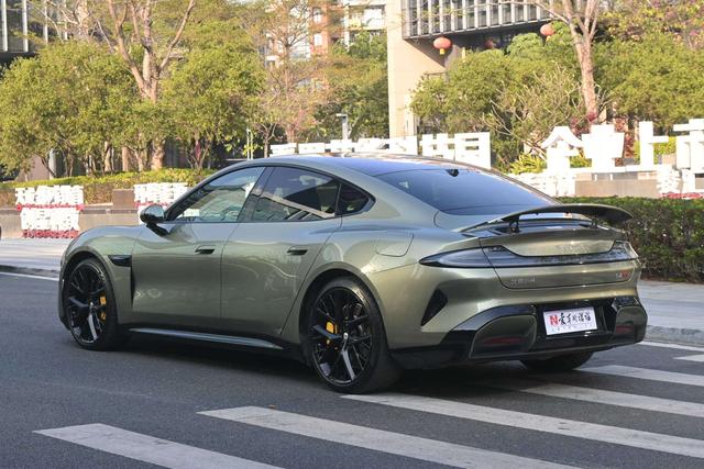 小米汽车 小米SU7 2024 汽车图片 #5