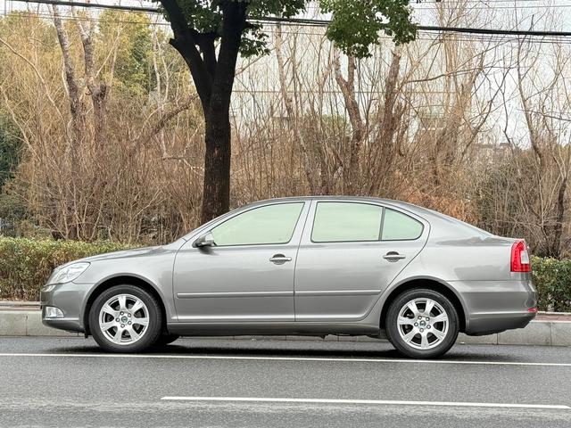 斯柯达 明锐 2010 汽车图片 #5