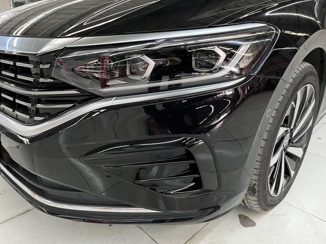 Volkswagen Passat 2021 immagine di auto #5