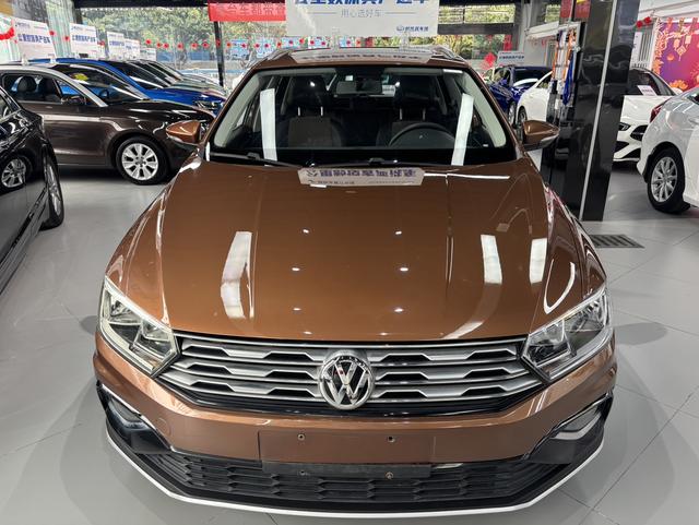 Volkswagen C-Trek 2017 immagine di auto #5