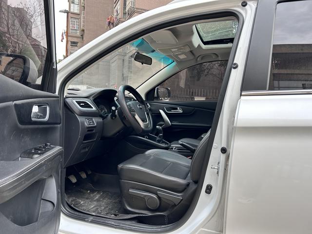 SWM斯威汽车 SWM斯威X7 2017 汽车图片 #5