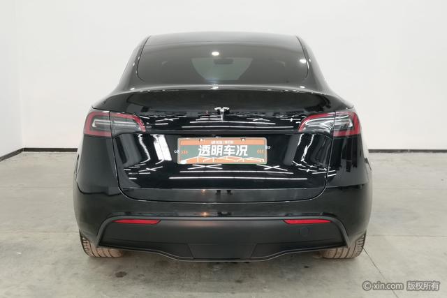 Tesla Model Y 2022 #5 Tesla Model Y 2022 car image #5