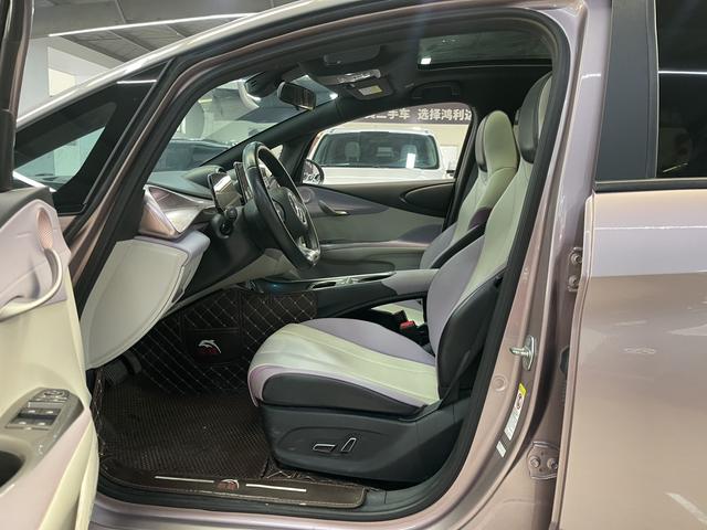 BYD Dolphin 2023 #5 BYD Dolphin 2023 car image #5