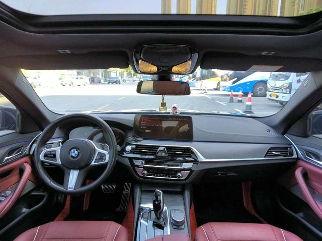 BMW 5 Series 2022 #5 BMW 5 Series 2022 car image #5
