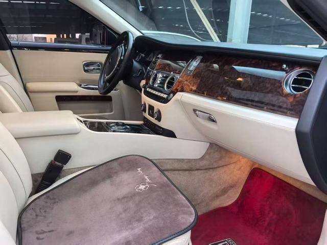 劳斯莱斯 古思特 2010 #5 劳斯莱斯 古思特 2010 汽车图片 #5