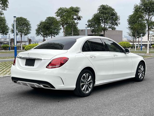 Mercedes-Benz C Class 2015 car image #5
