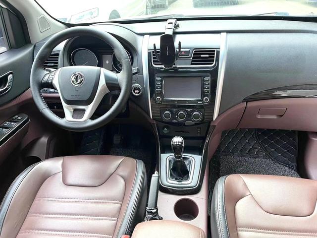 Forthing SX6 2017 изображение автомобиля #5