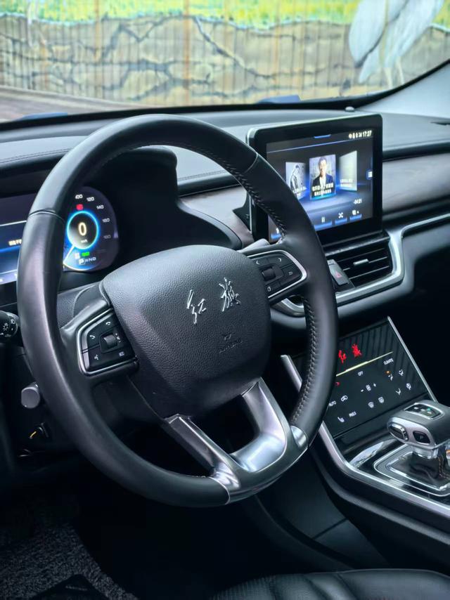HongQi E-HS3 2019 imagen de coche #5