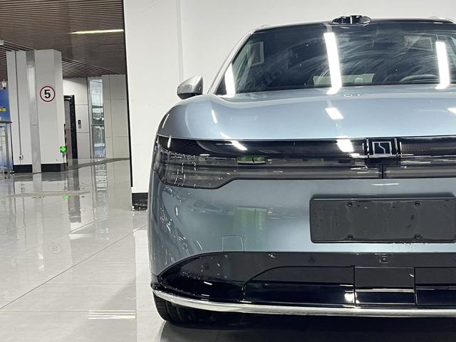 极氪 极氪7X 2024 汽车图片 #5