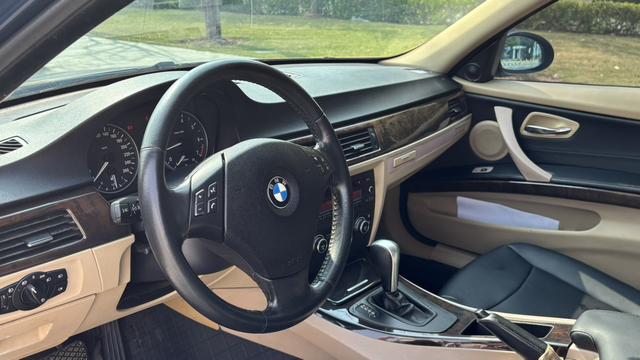BMW 3 Series 2009 car image #5